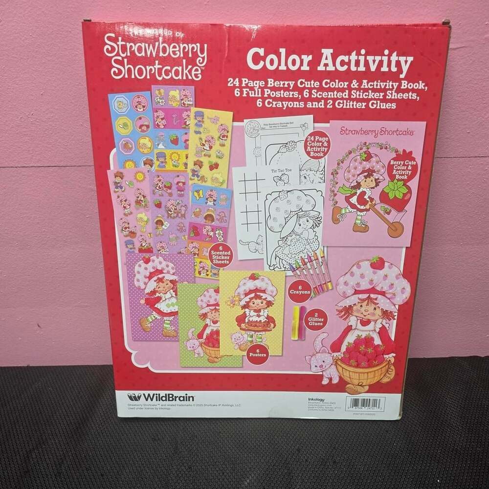 Strawberry Shortcake Color Activity Set Crayons Stickers - Picture 3 of 3